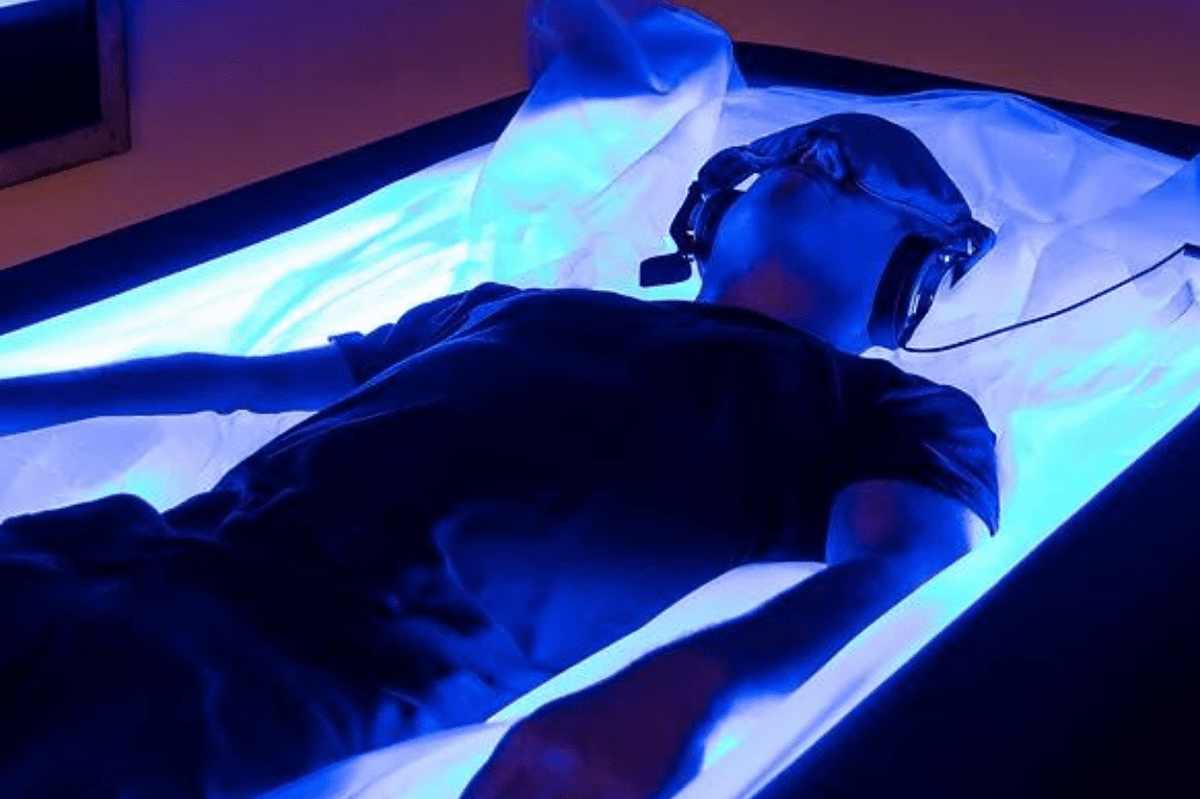 Zero Gravity Dry Floatation Therapy - Ultimate Relaxation – FloLo Holistic